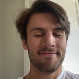 Meet your Posher, Adam